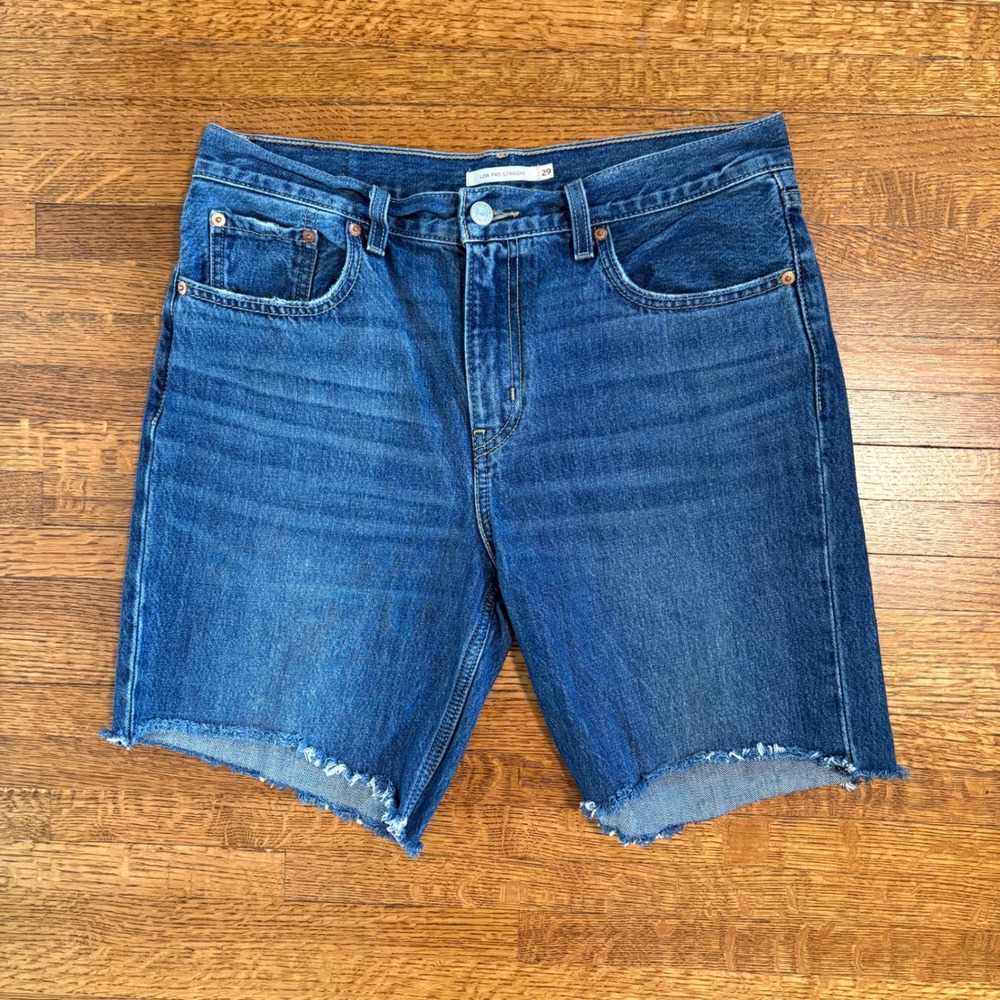 Levi's Low Pro‎ Straight Denim Shorts Womens Size 29 Blue Frayed Hem